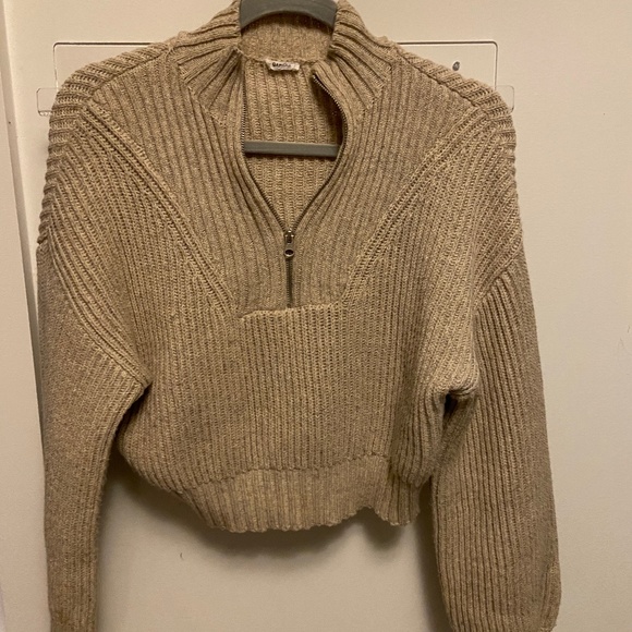 Cropped zip sweater - Picture 1 of 2